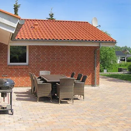Holiday Pot F- 3570 Feriehus *